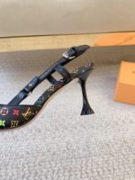 LV Cherie Pumps (أحذية شيري بامب) - Image 4