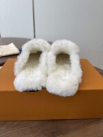 LV Wool Slip Mule (حذاء "لوي صوفي ميوول) - Image 2