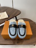 LV Wool Slip Mule (حذاء "لوي صوفي ميوول)