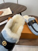 LV Wool Slip Mule (حذاء "لوي صوفي ميوول) - Image 7