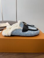 LV Wool Slip Mule (حذاء "لوي صوفي ميوول) - Image 8