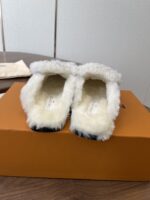LV Wool Slip Mule (حذاء "لوي صوفي ميوول) - Image 9