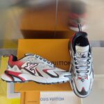 LV Runner Tatic Sneaker  (حذاء لوي رانر تاتيك سنيكرز)