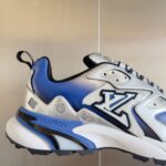 LV Runner Tatic Sneaker  (حذاء لوي رانر تاتيك سنيكرز) - Image 10
