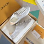 LV Takashi Sneaker ( حذاء لوي تاكاشي سنيكرز) - Image 5