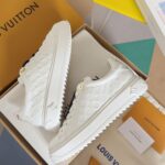 LV Takashi Sneaker ( حذاء لوي تاكاشي سنيكرز) - Image 6