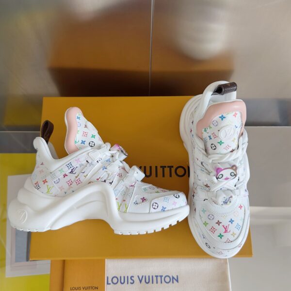 LV Archlight Sneaker (حذاء لوي أرشلايت سنيكرز)
