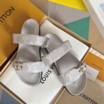 LV Flat Comfort Mule ( حذاء “لوي مسطح مريح ميوول )