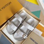 LV Flat Comfort Mule ( حذاء “لوي مسطح مريح ميوول ) - Image 9