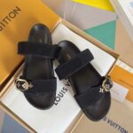LV Flat Comfort Mule ( حذاء “لوي مسطح مريح ميوول )