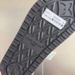 LV Flat Comfort Mule ( حذاء “لوي مسطح مريح ميوول ) - Image 6