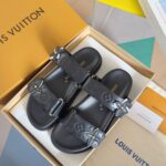 LV Flat Comfort Mule ( حذاء “لوي مسطح مريح ميوول ) - Image 2