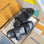 LV Flat Comfort Mule ( حذاء “لوي مسطح مريح ميوول ) - Image 5