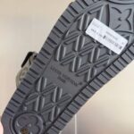 LV Flat Comfort Mule ( حذاء “لوي مسطح مريح ميوول ) - Image 6
