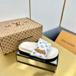 LV Comfort Slipper ( حذاء “لوي كومفورت سليبر) - Image 5
