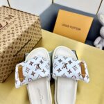 LV Comfort Slipper ( حذاء “لوي كومفورت سليبر) - Image 9