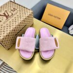 LV Comfort Slipper ( حذاء “لوي كومفورت سليبر) - Image 9