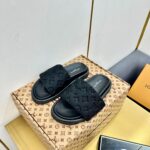 LV Comfort Slipper ( حذاء “لوي كومفورت سليبر) - Image 5