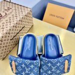 LV Comfort Slipper ( حذاء “لوي كومفورت سليبر) - Image 4