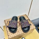LV Comfort Slipper ( حذاء “لوي كومفورت سليبر) - Image 5