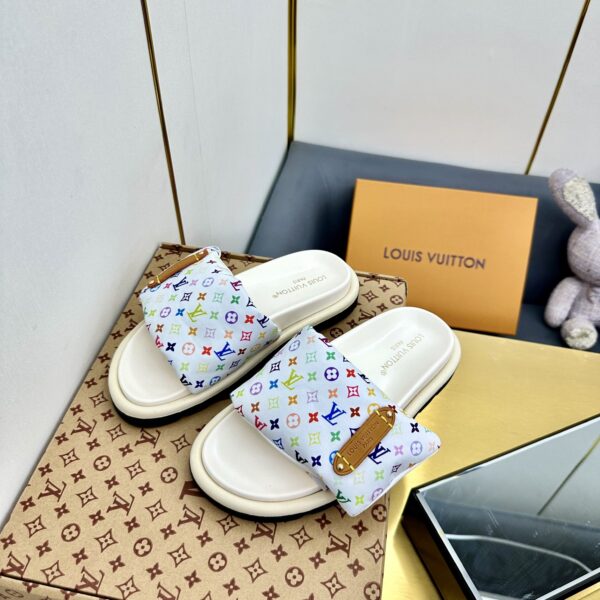 LV Comfort Slipper ( حذاء لوي كومفورت سليبر)