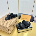 LV Comfort Slipper ( حذاء “لوي كومفورت  سليبر) - Image 2