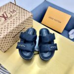 LV Comfort Slipper ( حذاء “لوي كومفورت  سليبر)