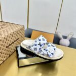 LV Comfort Slipper ( حذاء “لوي كومفورت  سليبر) - Image 7
