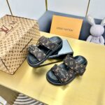 LV Comfort Slipper ( حذاء “لوي كومفورت  سليبر) - Image 4