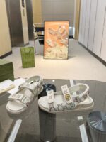 G Crystal Sandals (جی صندل بالكريستال بحرف  ) - Image 3