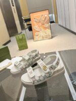 G Crystal Sandals (جی صندل بالكريستال بحرف  ) - Image 6