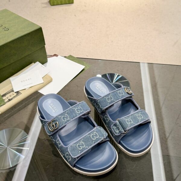 Denim Sandals(صنادل الدينم)