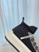 D Platform Sneakers (  دي حذاء سنيكرز بنعل سميك) - Image 3