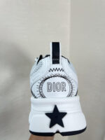 D Chrono Sneaker ( حذاء دي كرونو سنيكرز) - Image 4