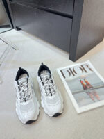 D Chrono Sneaker ( حذاء دي كرونو سنيكرز)
