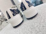 D Platform Sneakers (  دي حذاء سنيكرز بنعل سميك) - Image 9