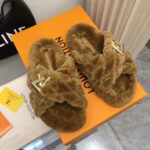 LV Fleece Slippers (حذاء لوي فليس سليبر ) - Image 2