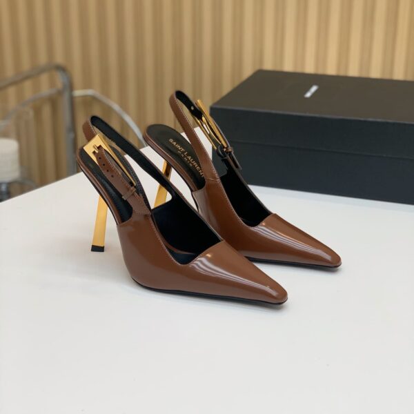 High Heel Sandals ( بكعب عالٍ صندل)