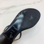 Flat Slippers (شبشب مسطح) - Image 3