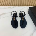 Flat Sandals ( مسطح صندل)