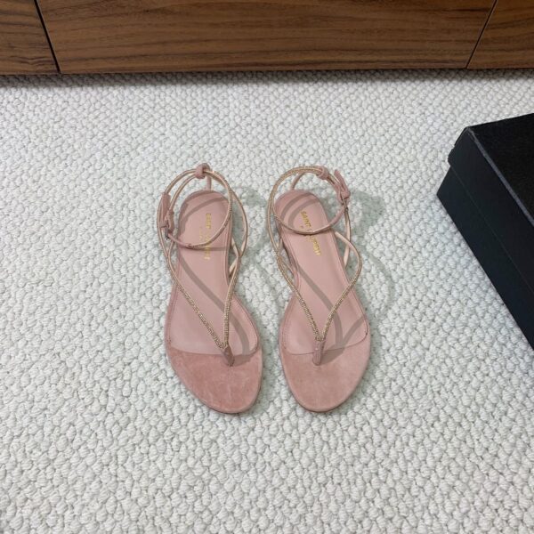 Flat Slippers (شبشب مسطح)