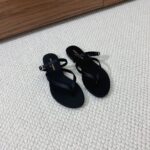 Flat Slippers (شبشب مسطح)