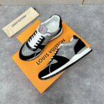 LV Sneakers Shoes ( حذاء “لوي سنيكرز) - Image 5