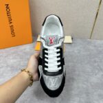 LV Sneakers Shoes ( حذاء “لوي سنيكرز) - Image 6