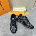 LV Sneakers Shoes ( حذاء “لوي سنيكرز) - Image 6