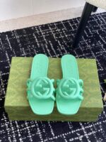 G flip-flops  ( ج شبشب بإصبع بتصمي )