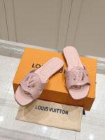 LV Flat Mule ( حذاء الوي فلات ميول )