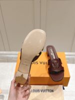 LV Flat Mule ( حذاء الوي فلات ميول ) - Image 7