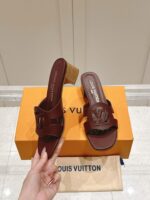 LV Flat Mule ( حذاء الوي فلات ميول ) - Image 8