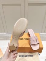 LV Flat Mule ( حذاء الوي فلات ميول ) - Image 3